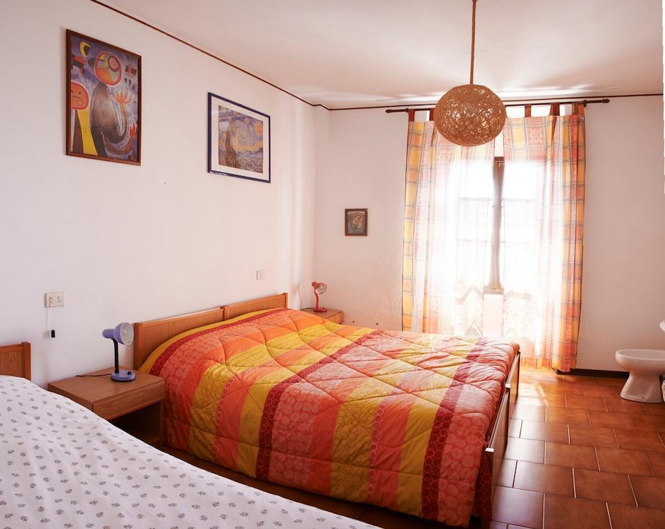 Baita Bondella Como Room photo